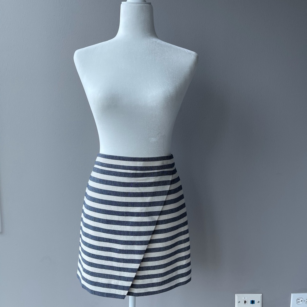 J crew wrap skirt size 4